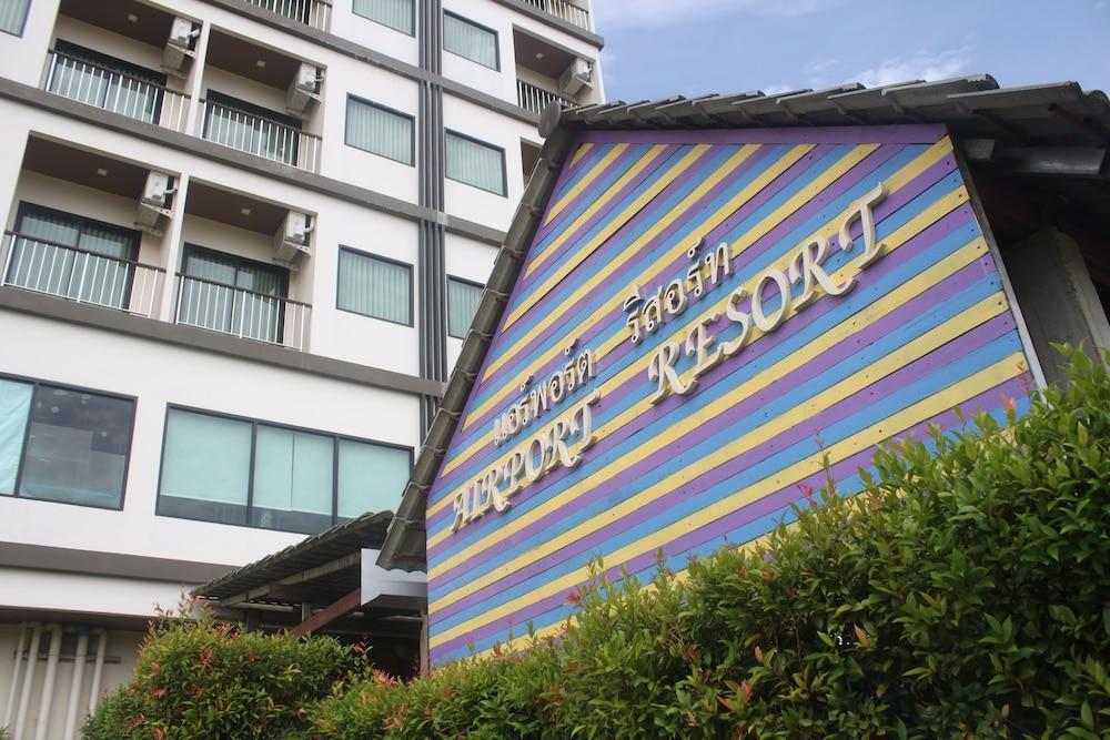 Airport Resort Phuket Nai Yang Beach Exteriör bild