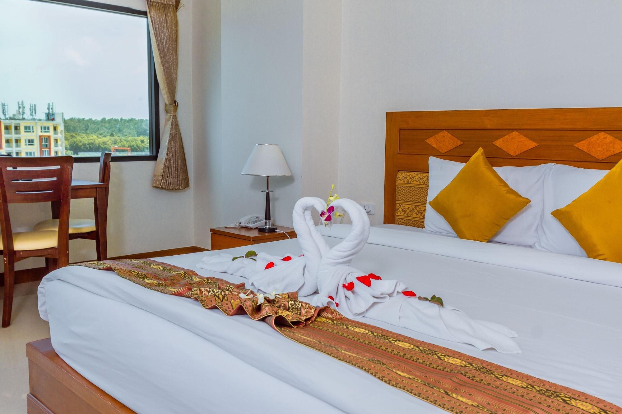 Airport Resort Phuket Nai Yang Beach Exteriör bild