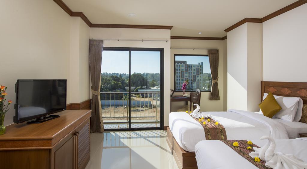 Airport Resort Phuket Nai Yang Beach Exteriör bild